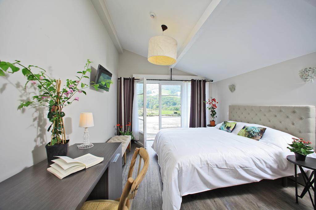 Hotel Agian Itxassou Pokoj fotografie